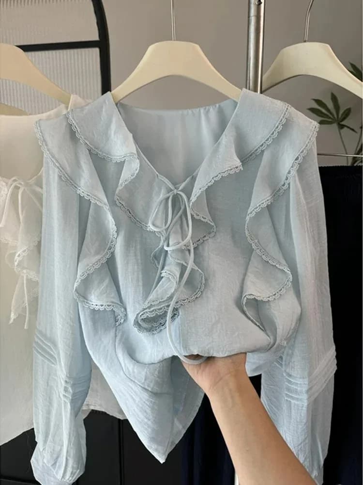 Blouse française 2024 décolleté tendance pour