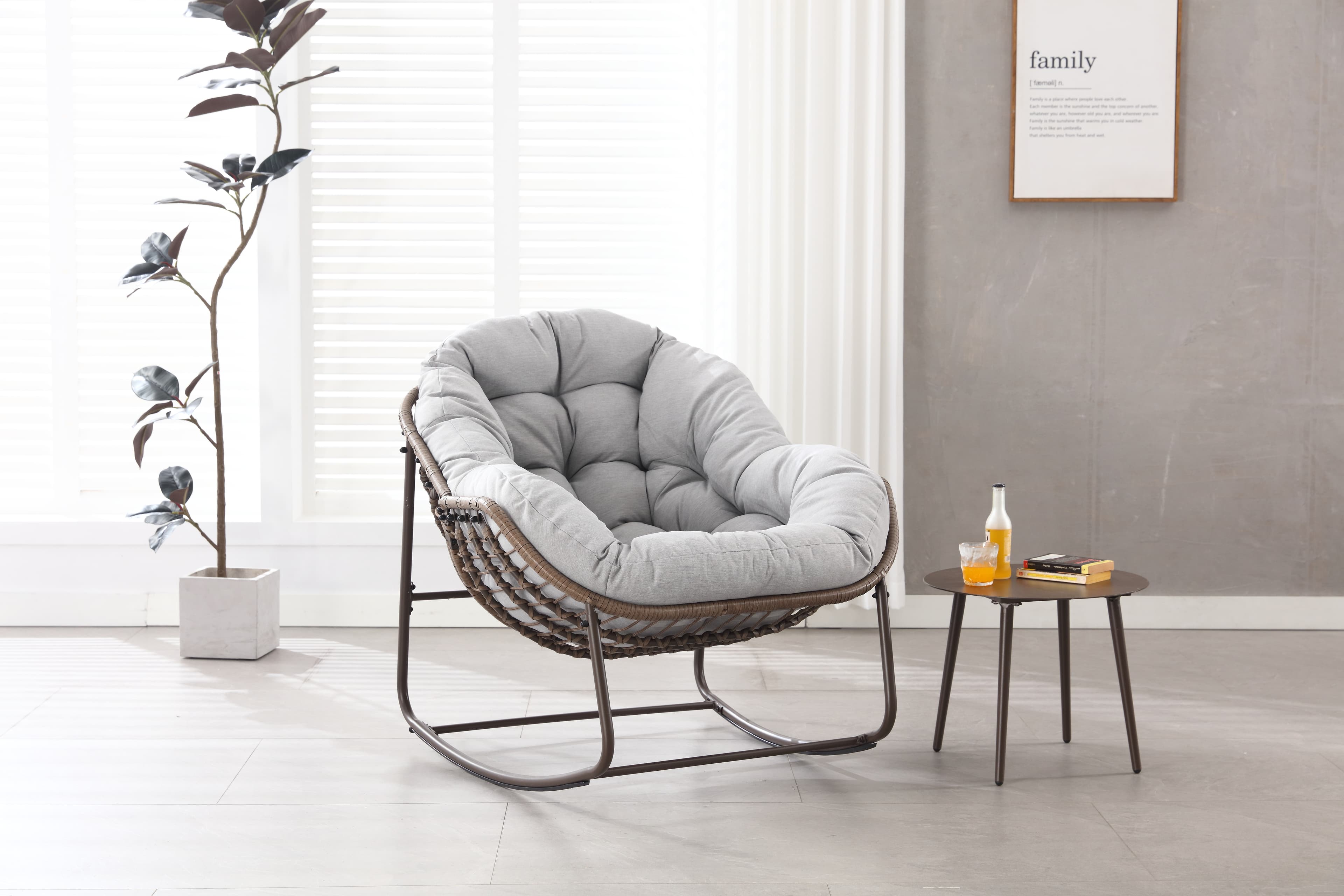 Großer Wicker Ei Schaukelstuhl für drinnen & draußen