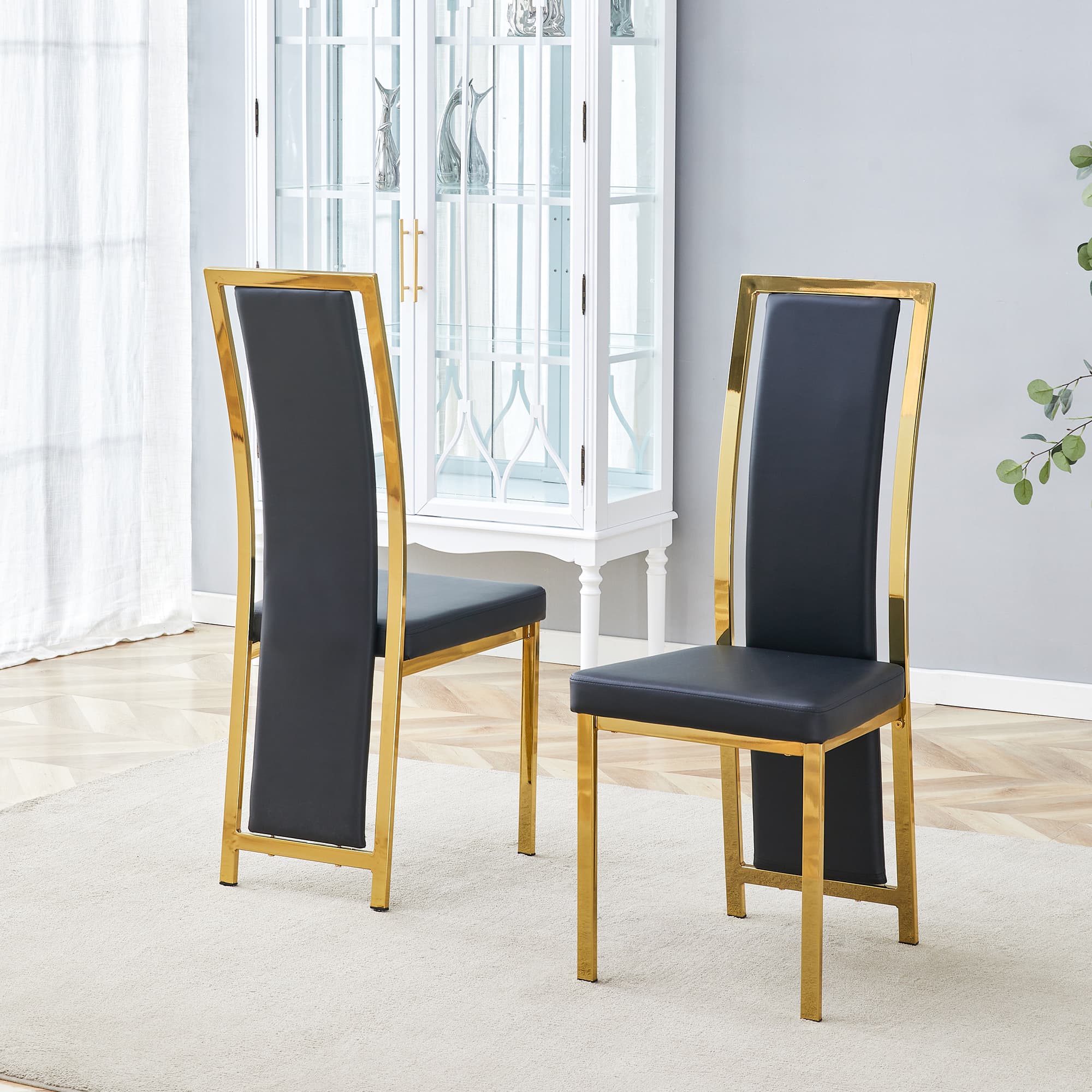 2er-Set Esszimmerstühle aus schwarzem Kunstleder mit goldfarbenem Gestell