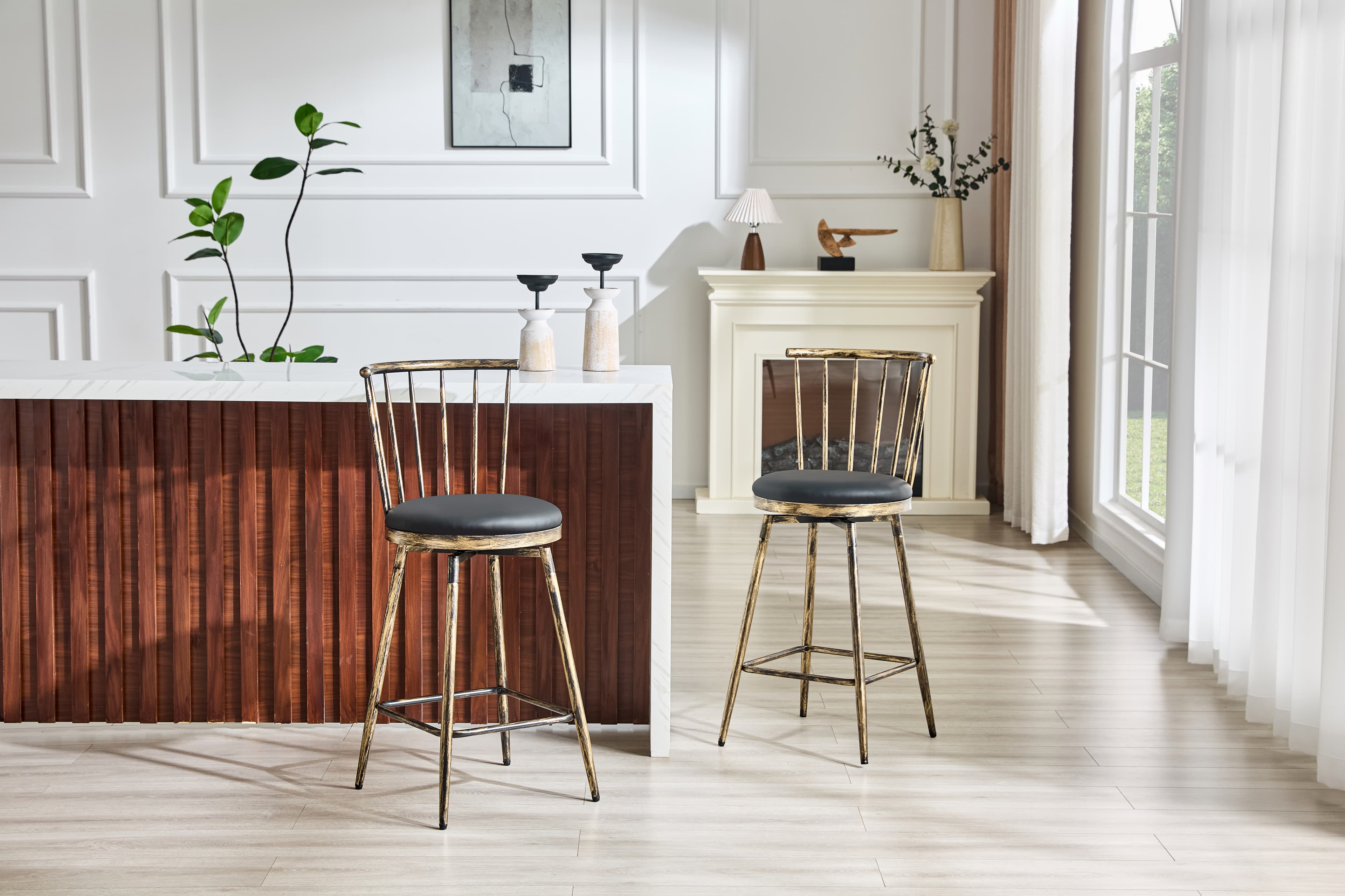 Barhocker im Windsor-Stil mit gepolstertem Sitz