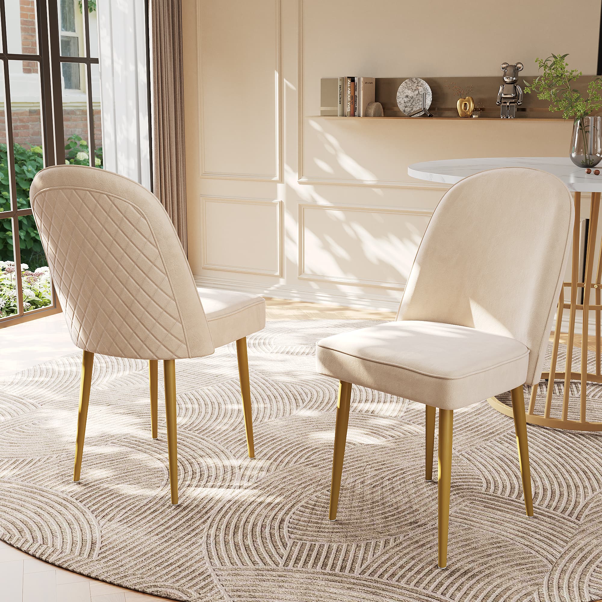 4 moderne Esszimmerstühle beiger Samt mit Goldmetallbeinen