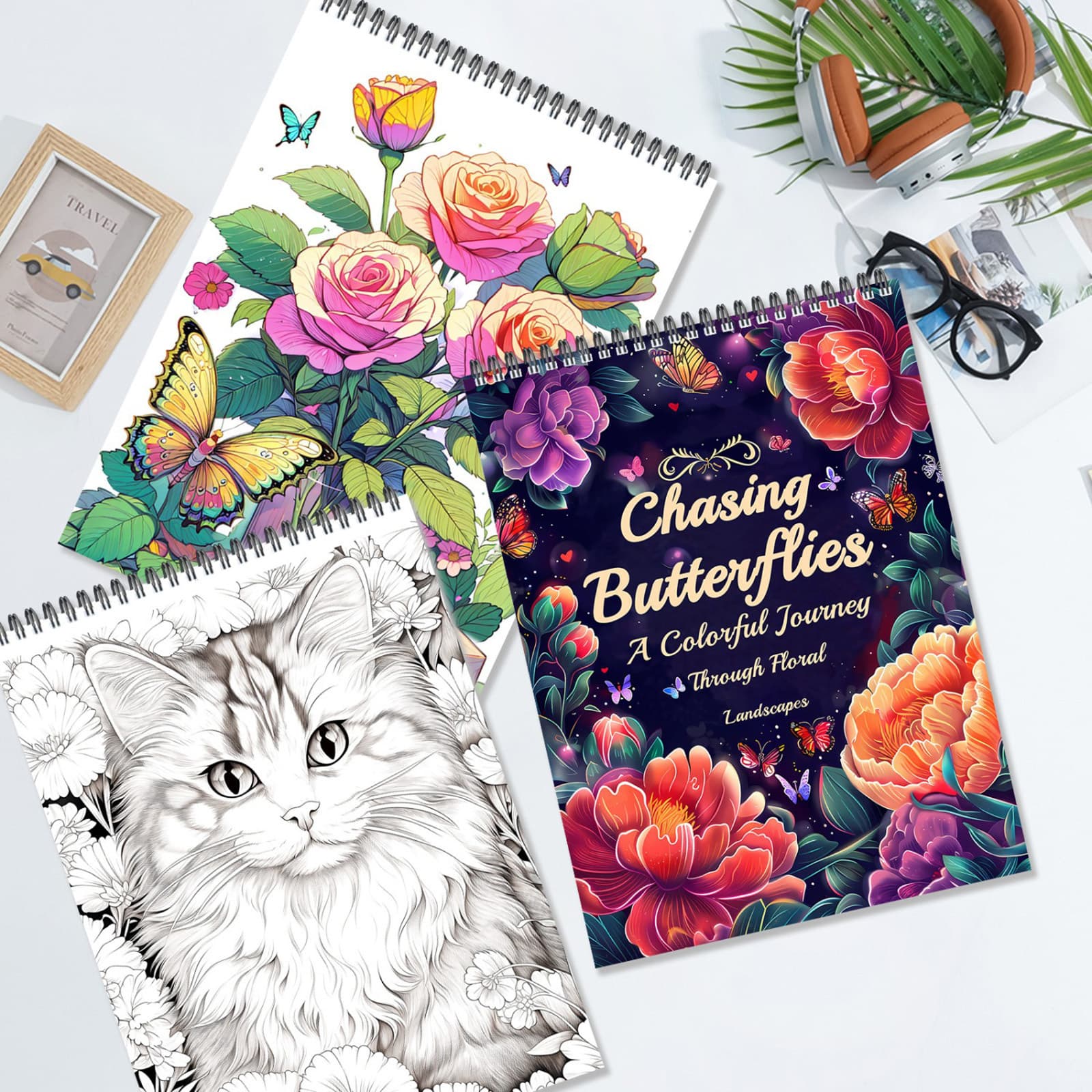 Lot de 2 coloriages papillons et chats