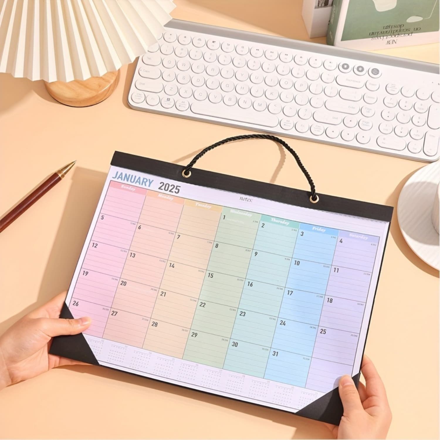 Regenbogen Monatskalender 2025 mit 12 Blatt