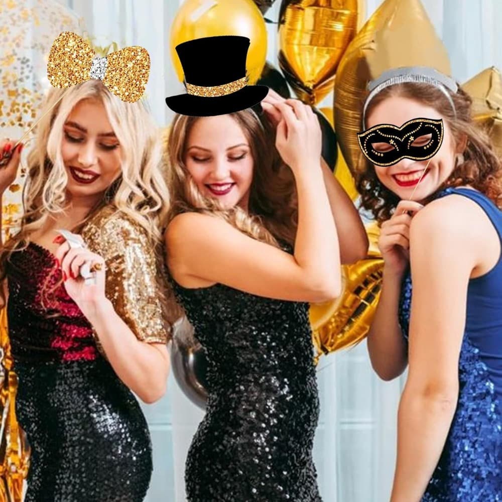 30 Geburtstags-Fotorequisiten mit Haltern für Partydekoration