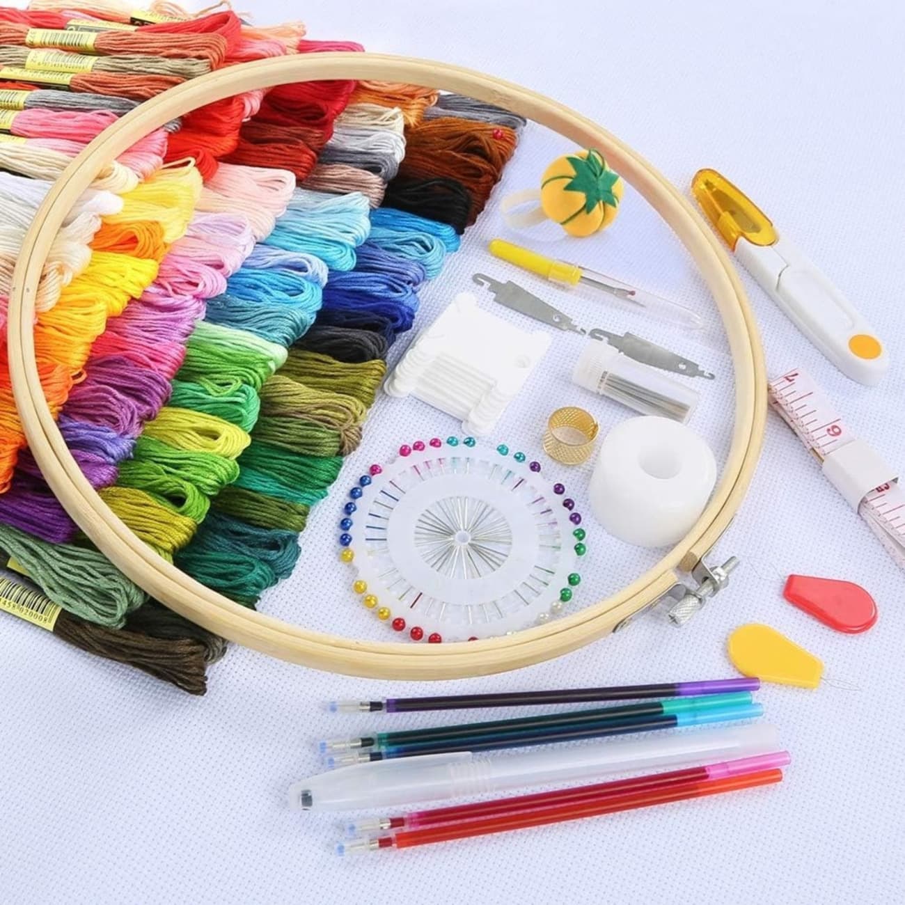 Set de bordado a mano para principiantes con hilos y accesorios