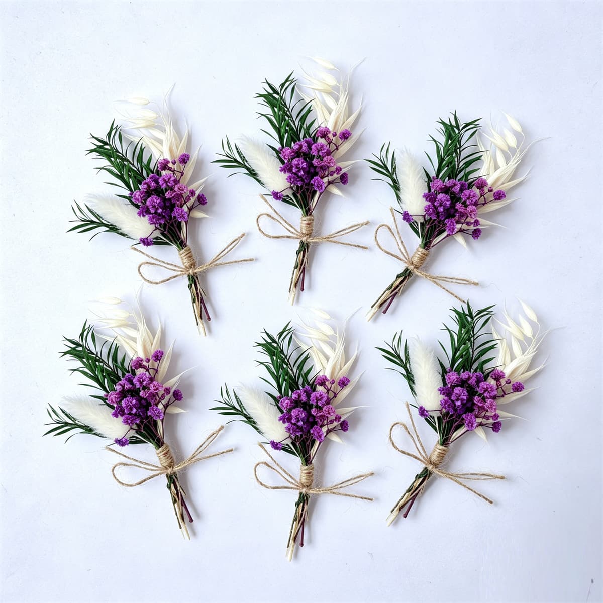 6 Mini-Trockenblumensträuße in Lila und Weiß