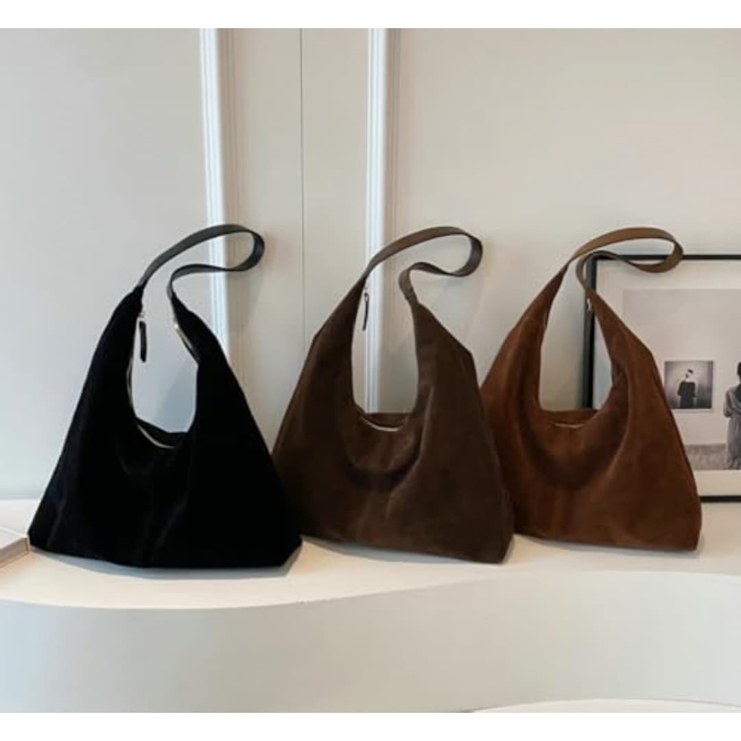 Borsa a spalla in camoscio per donna con design a mezzaluna