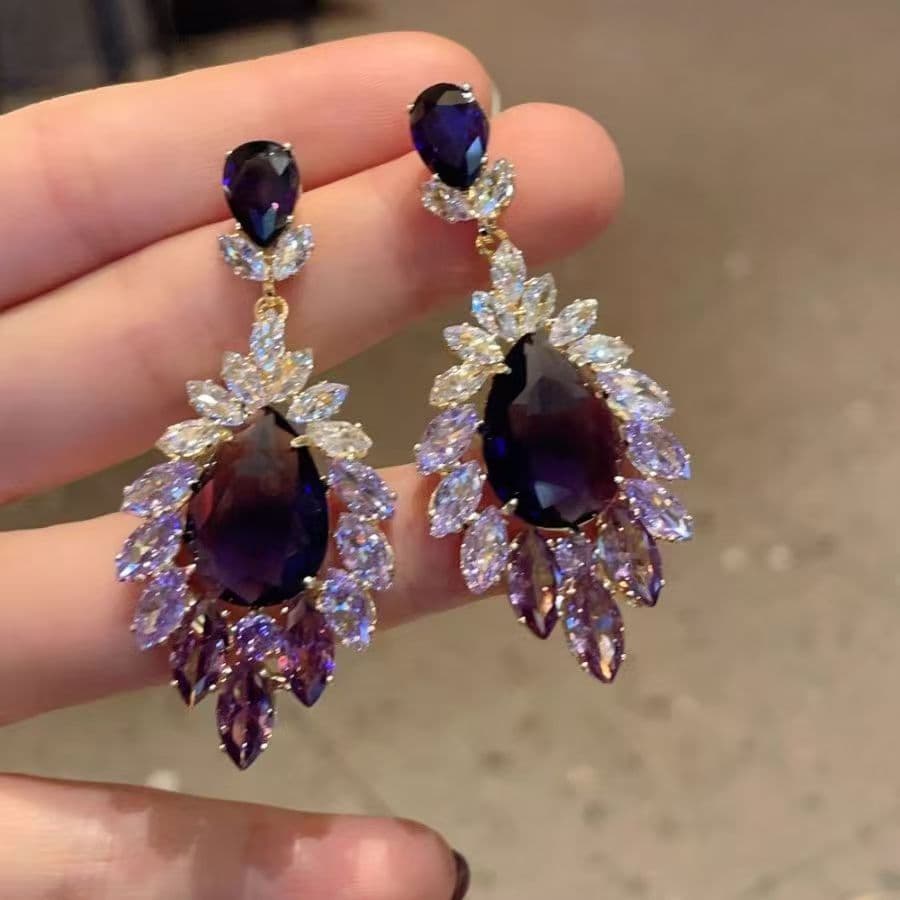 2026 New Long Earrings With Retro Hong Kong Vibe And Geometr