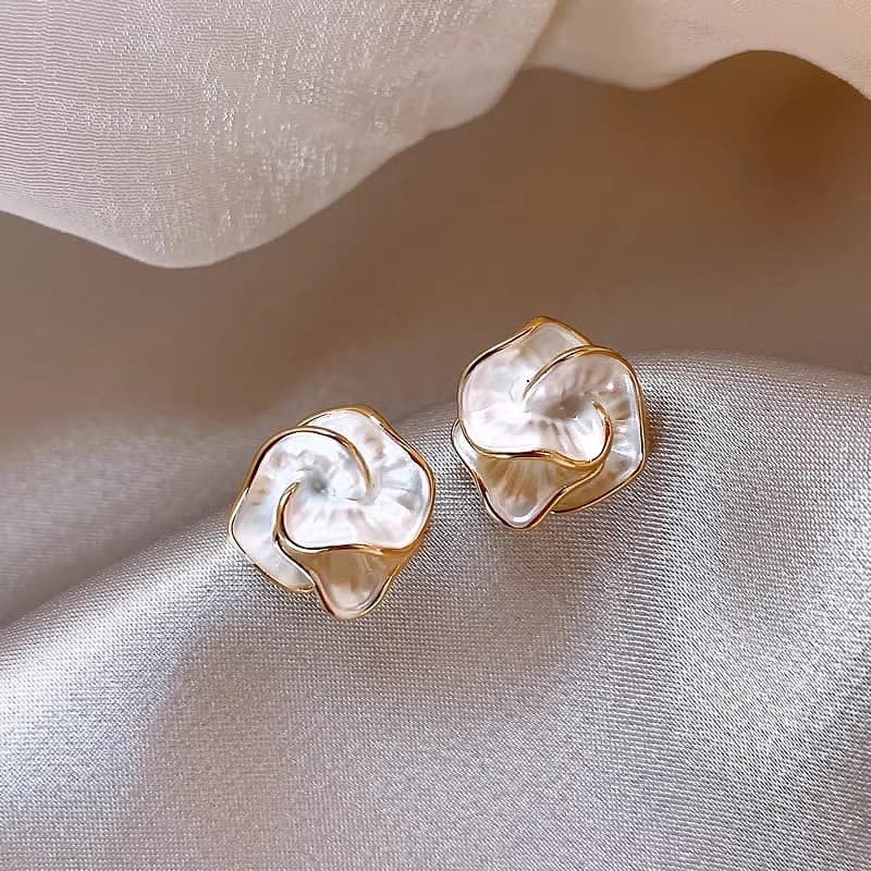 Silver Pearl Earrings S925 Simple & Elegant Design