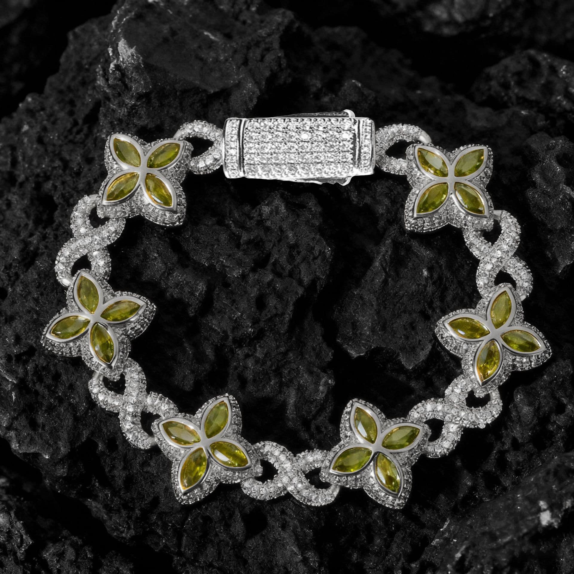 Farbenfroher Zirkon-Spring-Clasp-Armreif