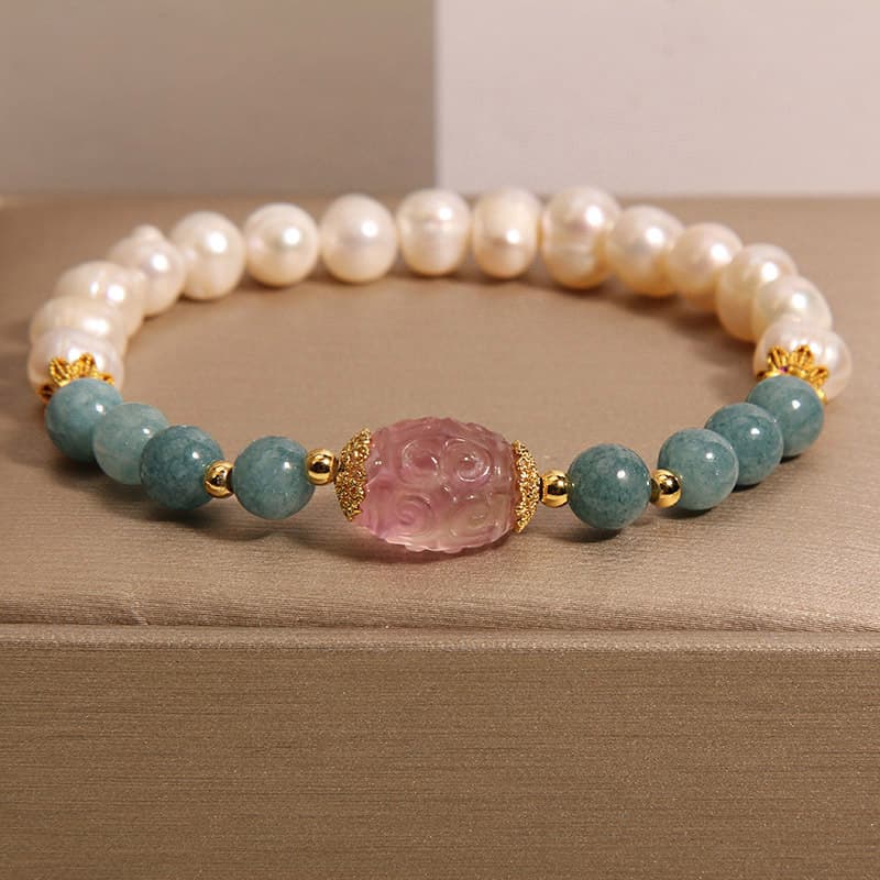 Natürlicher Frischwasserperlensmaragdblauer Kristallarmband für Frauen