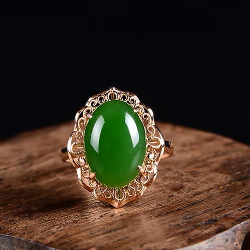 3-teiliges Jade-Schmuckset mit Ring, Anhänger und Kette