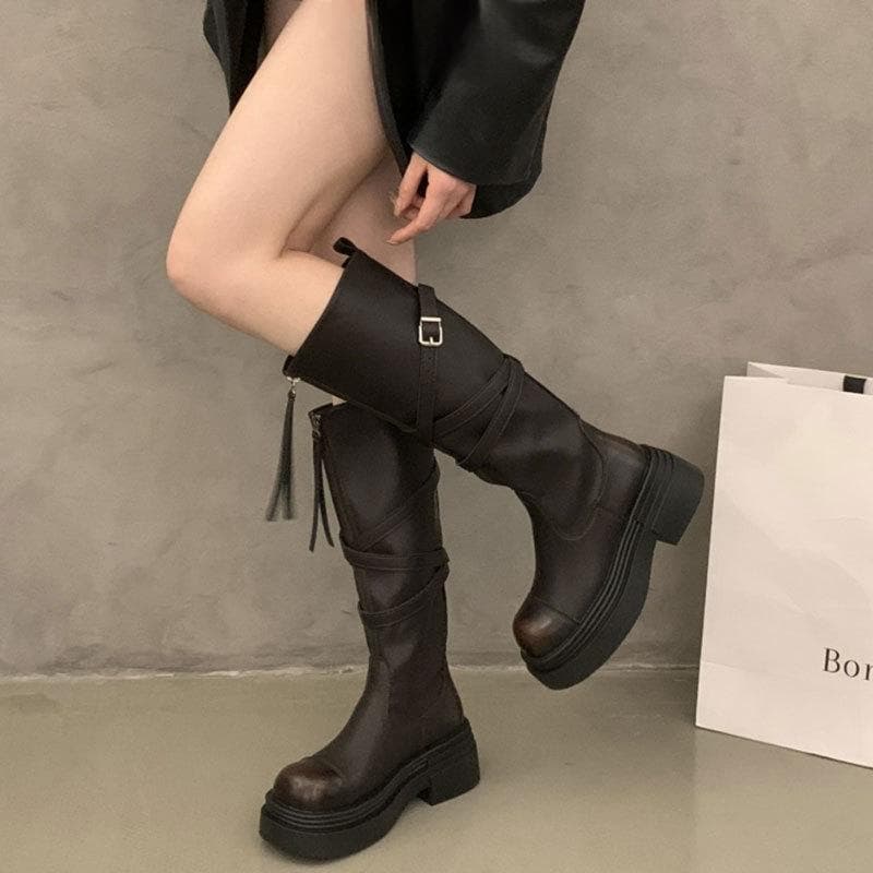 Bottes d'équitation femme à talon épais allongeant la jambe