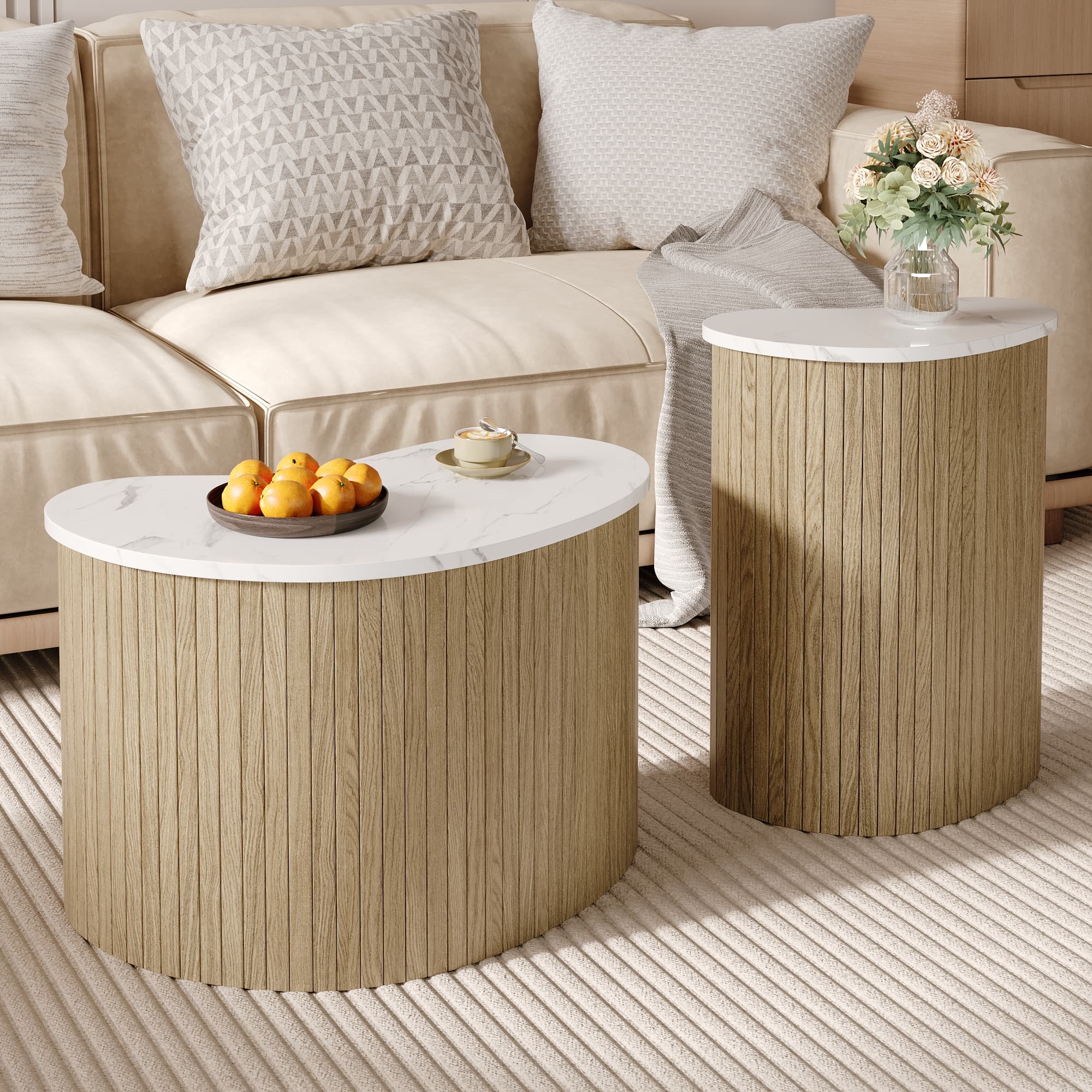 Moderner Couchtisch mit Marmor- und Holzoptik