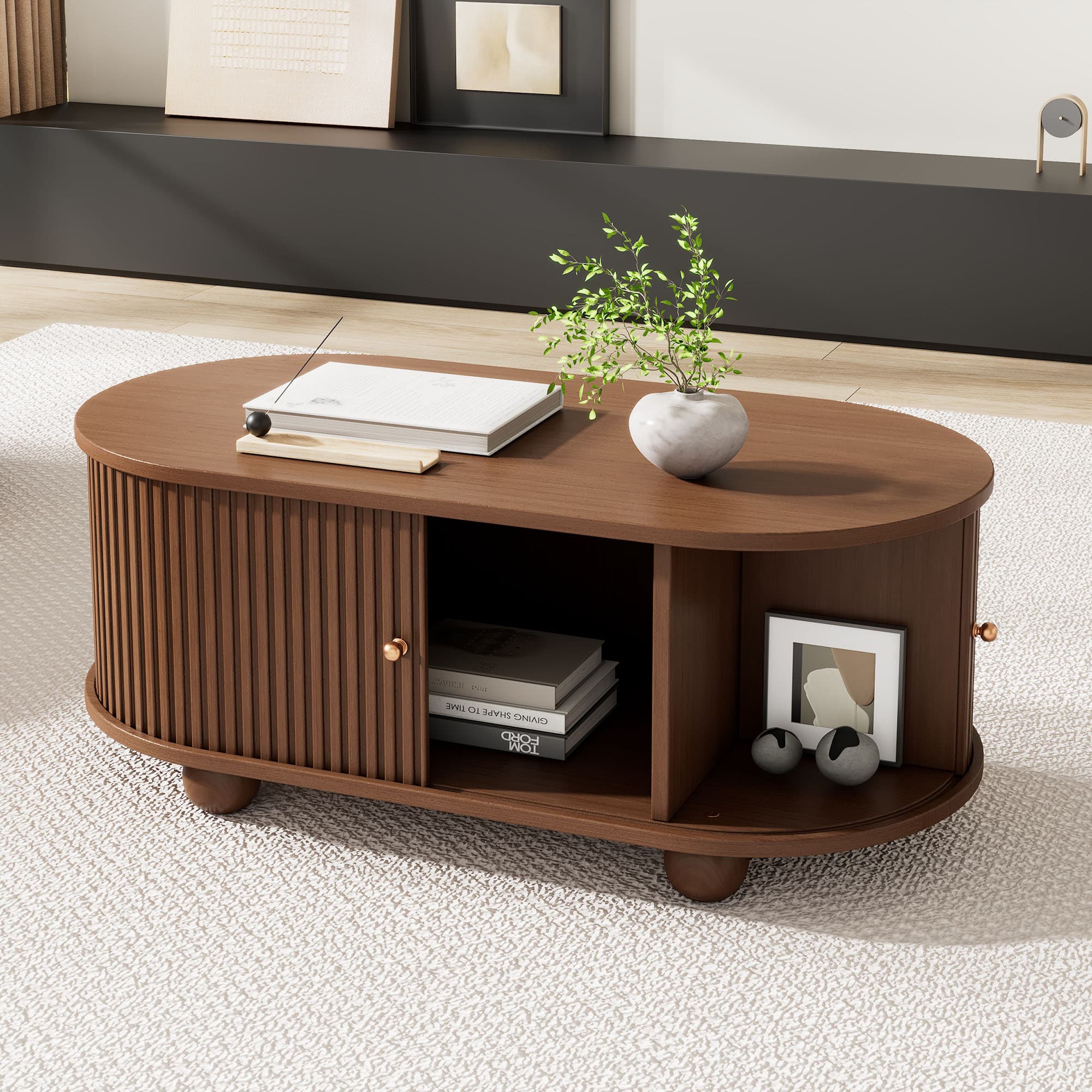 Wandtisch aus Nussbaum mit Schiebetüren