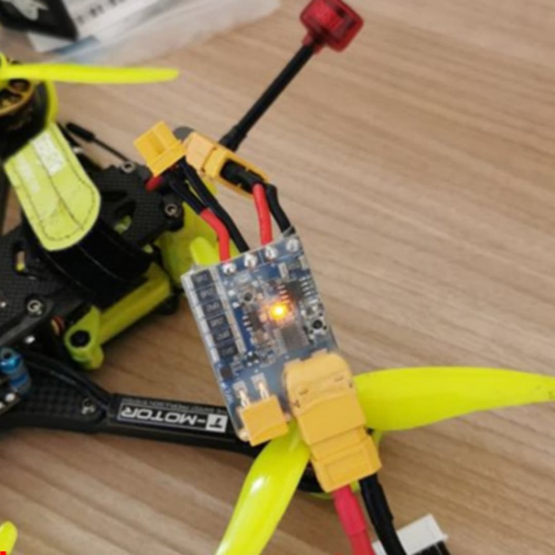 Vehículo Aéreo No Tripulado Máquina de Cruce Protector de Fusible Anticortocircuito
