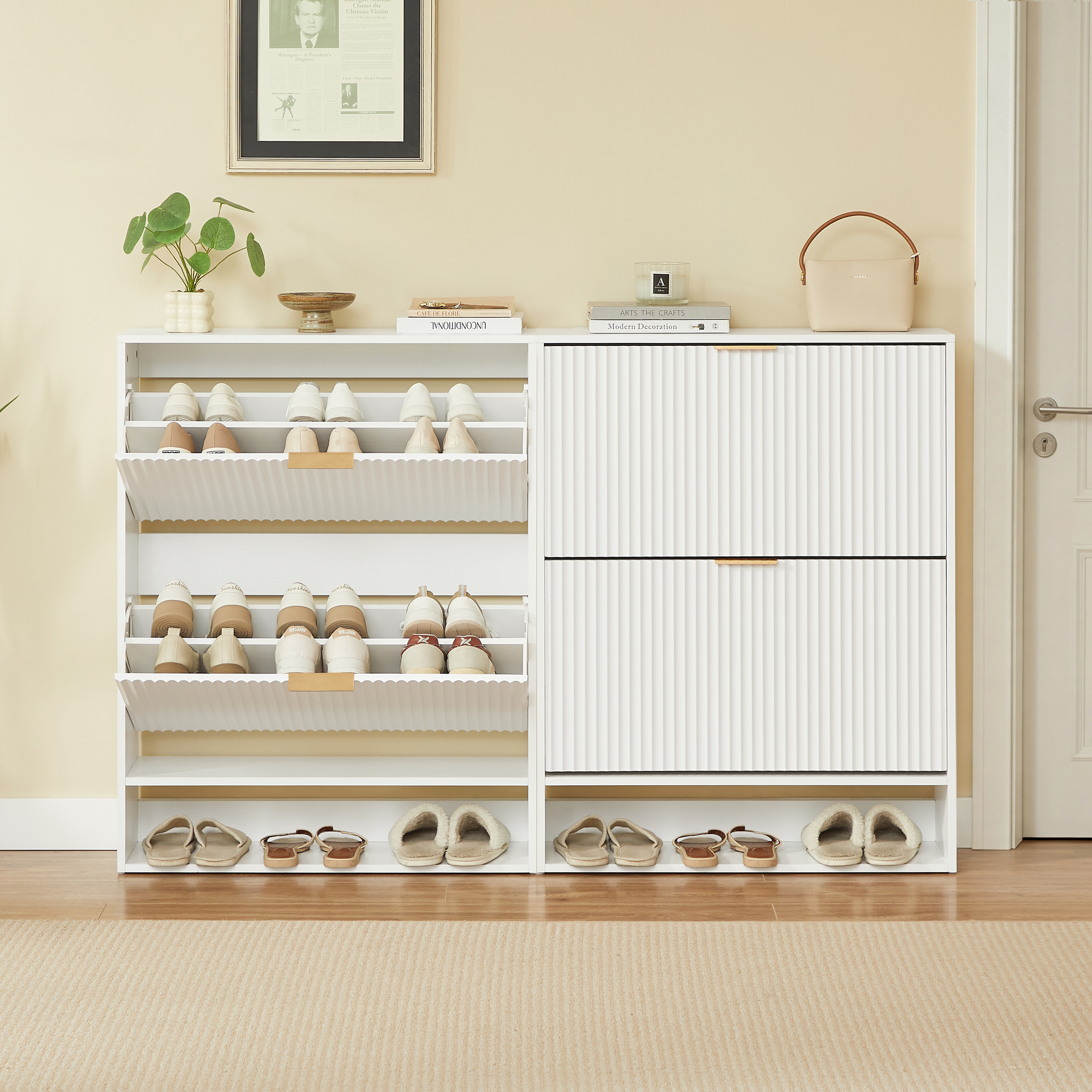 80 x 24 cm Schuhschrank mit Nutenvorderseite - höhenverstellbar mit Kippschutz und dekorativer Ablage für den Flur, in Weiß
