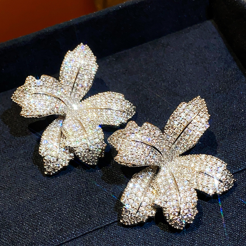 Zircon Butterfly Flower Ohrringe - Premium Cubic Zirconia Stecker