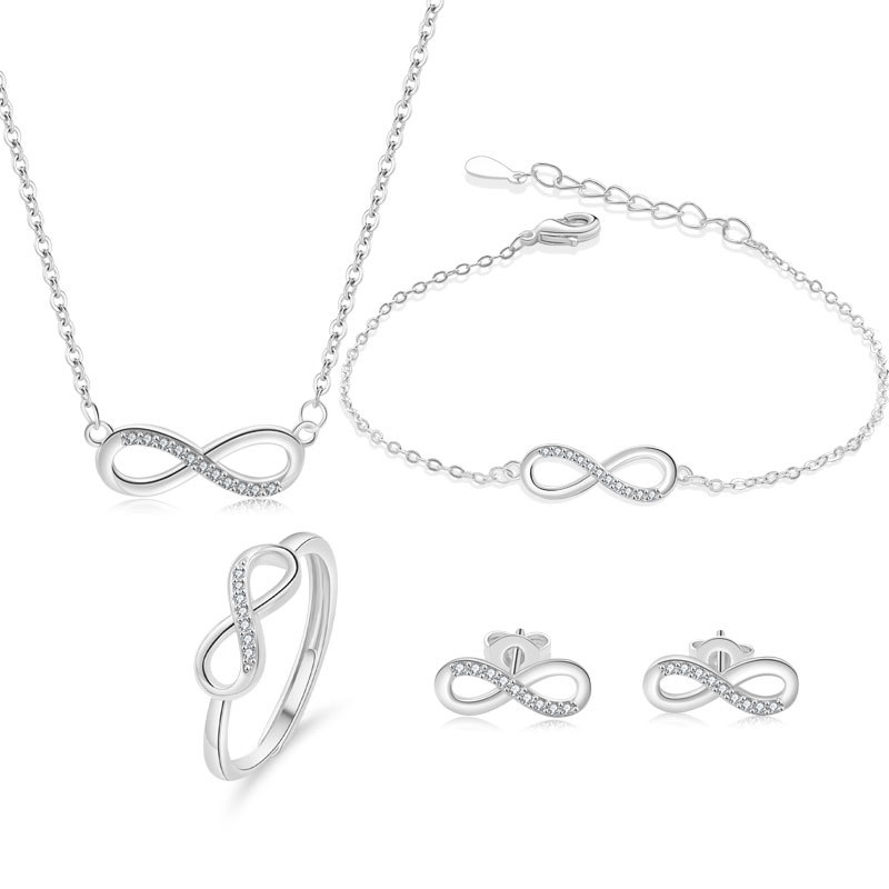Einfacher und minimalistischer Streifen-Armreif, Ring und Ohrringe