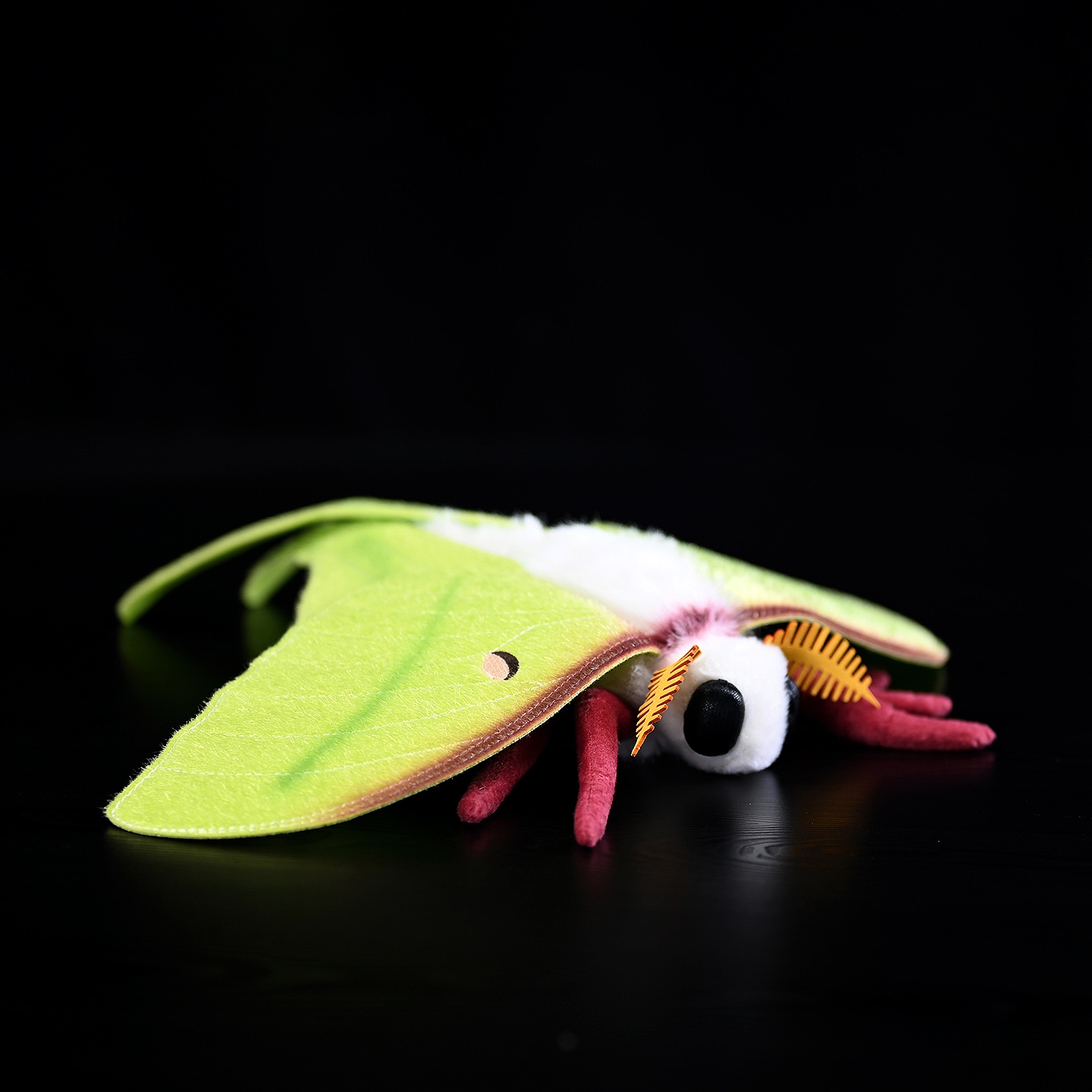 Série d'insectes papillon de soie géant à queue verte peluche jouet poupée papillon