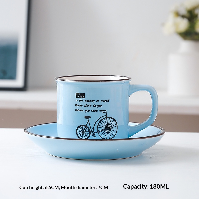 Nuovo set di tazze e piattini da caffè di stile europeo